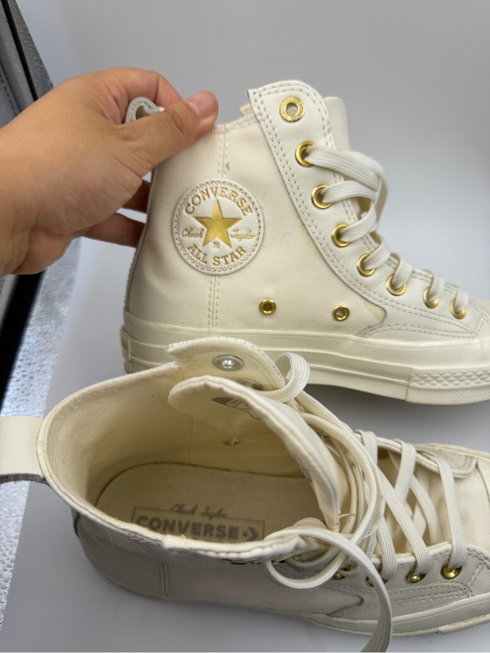 Converse Chuck 70 High Top Cream Gold Sneakers